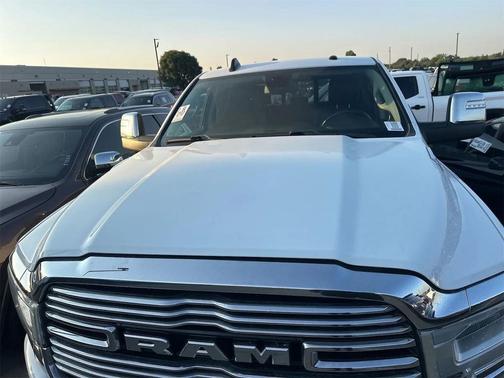 2023 RAM 2500 Laramie Crew Cab 4x4 6'4' Box