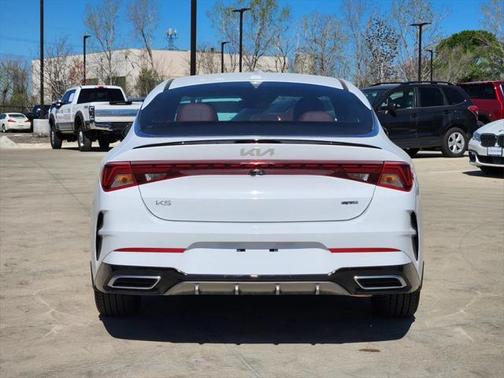 2024 Kia K5 GT-Line