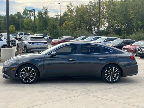 2021 Hyundai SONATA Limited