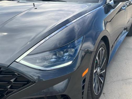2021 Hyundai SONATA Limited