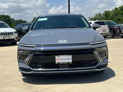 2025 Hyundai SONATA Hybrid SE