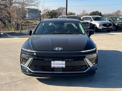 2026 Hyundai SONATA SEL