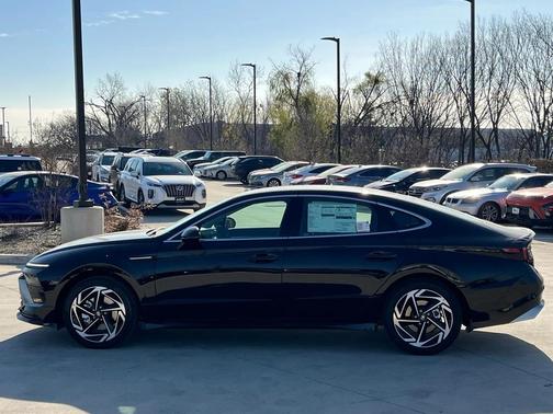 2026 Hyundai SONATA SEL