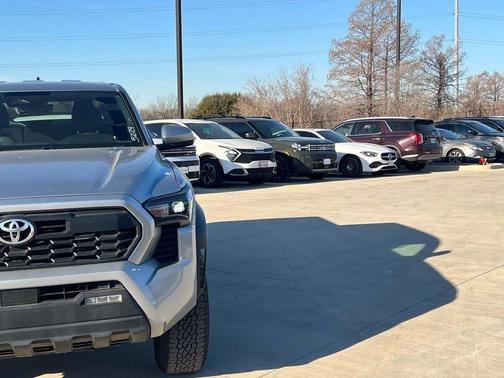 2025 Toyota Tacoma TRD Off-Road