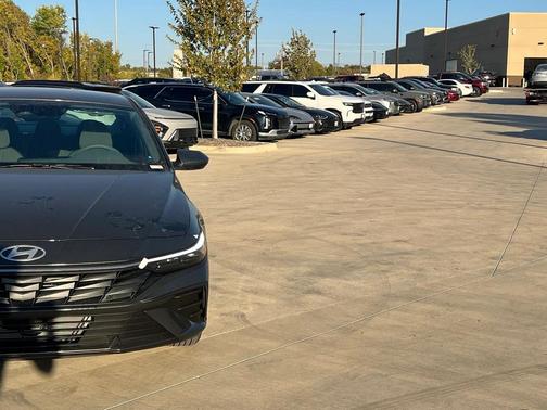 2026 Hyundai ELANTRA HEV Blue