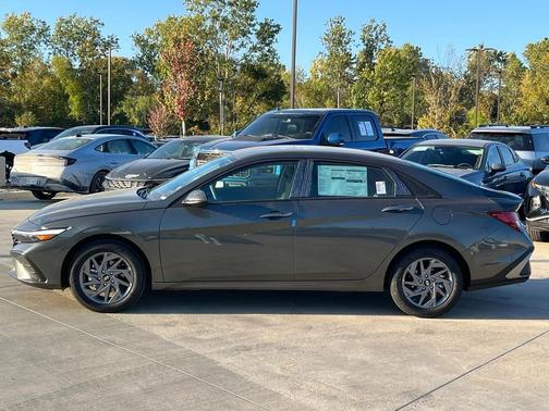 2026 Hyundai ELANTRA HEV Blue
