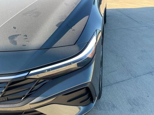 2025 Hyundai ELANTRA Sport