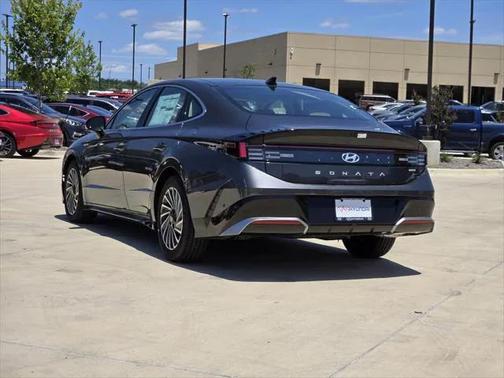 2025 Hyundai SONATA Hybrid Limited
