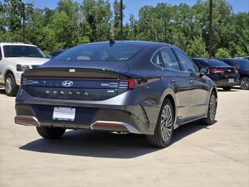 2025 Hyundai SONATA Hybrid Limited