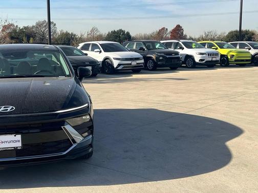 2026 Hyundai SONATA SE