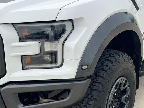 Oxford White 2018 Ford F-150 Raptor