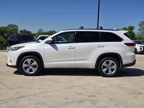2017 Toyota Highlander Limited