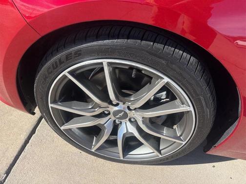 2023 Genesis G70 2.0T RWD