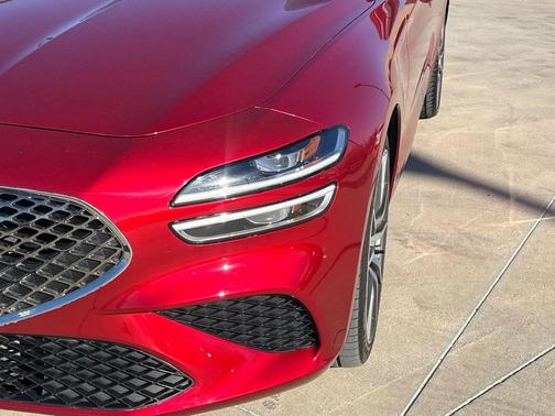 2023 Genesis G70 2.0T RWD