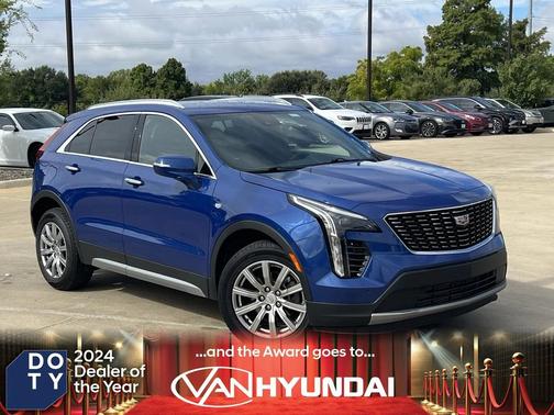 2023 Cadillac XT4 Premium Luxury