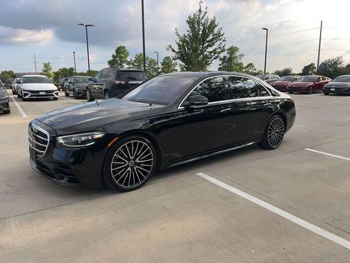 Black 2022 Mercedes-Benz S-Class 4MATIC