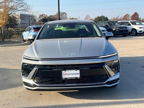 2026 Hyundai SONATA SEL