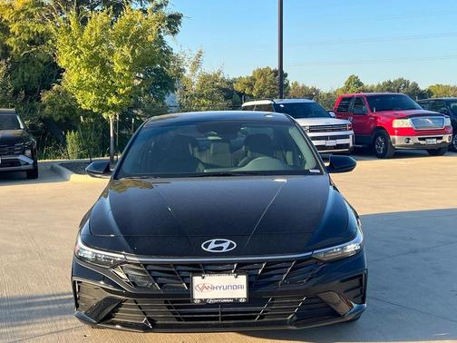 2025 Hyundai ELANTRA Sport