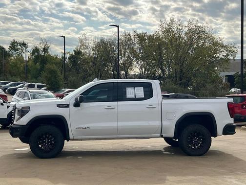 2023 GMC Sierra 1500 AT4X