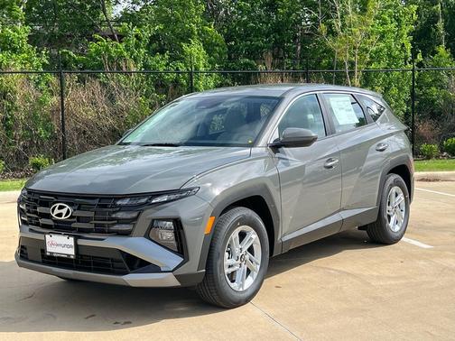 Hampton Gray 2026 Hyundai TUCSON SE