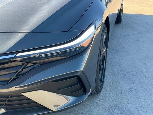 2026 Hyundai ELANTRA Sport