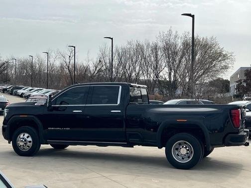 2024 GMC Sierra 3500 Denali