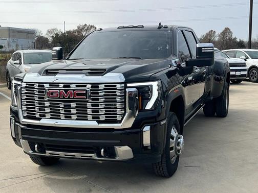 2024 GMC Sierra 3500 Denali