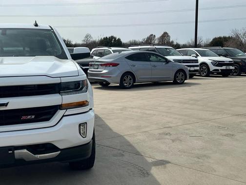2018 Chevrolet Silverado 1500 2LT