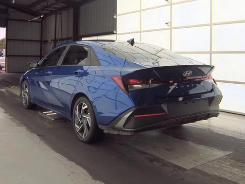 2025 Hyundai ELANTRA Sport