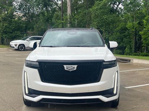 Crystal White Tricoat 2022 Cadillac Escalade Sport Platinum