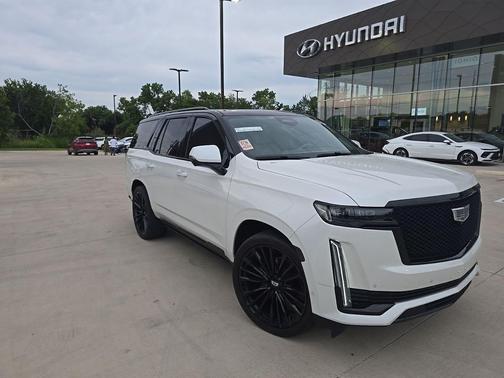 Crystal White Tricoat 2022 Cadillac Escalade Sport Platinum