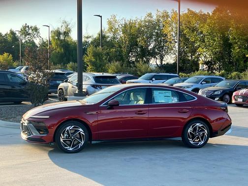 2026 Hyundai SONATA SEL