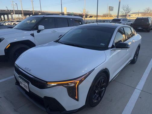 2025 Kia K4 GT-Line Turbo