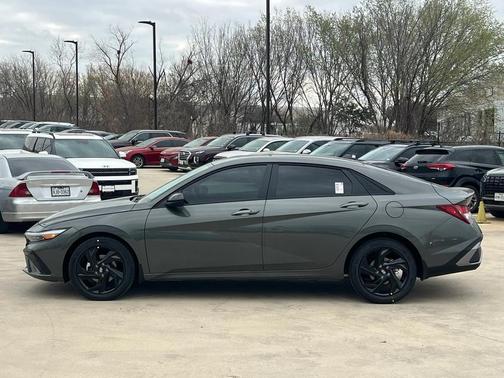 2026 Hyundai ELANTRA Sport