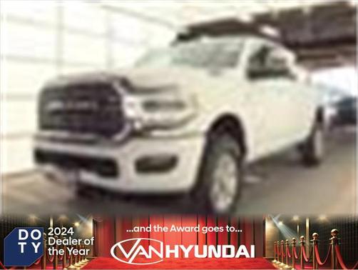 2023 RAM 2500 Laramie Crew Cab 4x4 6'4' Box