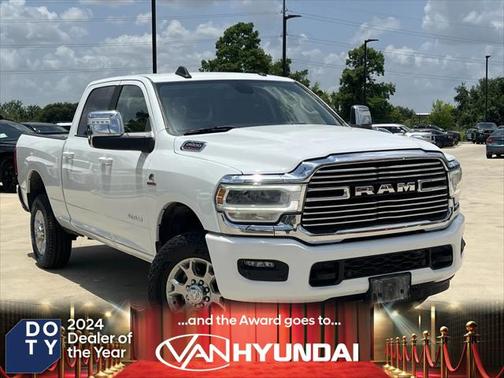 2023 RAM 2500 Laramie Crew Cab 4x4 6'4' Box