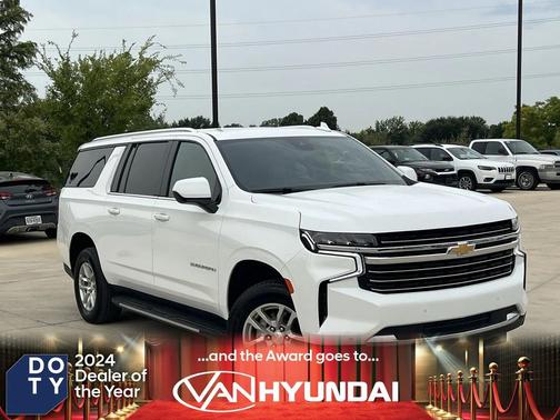 2023 Chevrolet Suburban LT