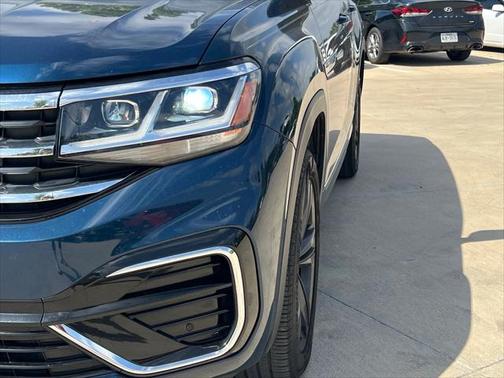 2021 Volkswagen Atlas Cross Sport 3.6L V6 SE w/Technology R-Line