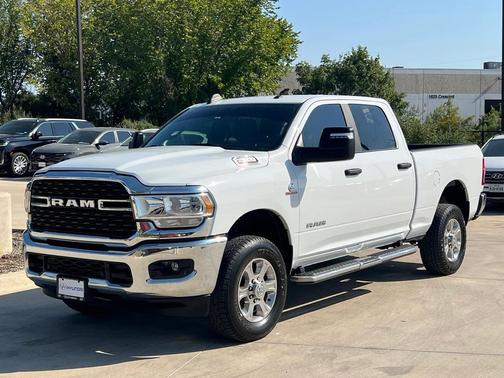 2024 RAM 2500 Big Horn Crew Cab 4x4 6'4' Box