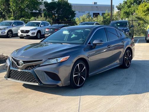2020 Toyota Camry XSE