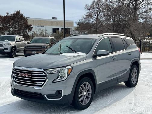 2024 GMC Terrain SLT
