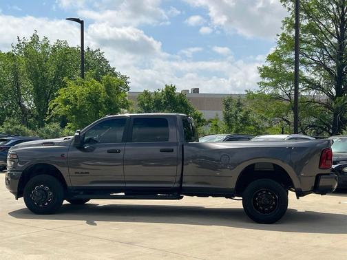 Granite Crystal Metallic Clearcoat 2025 RAM 3500 Lone Star Crew Cab 4x4 8' Box