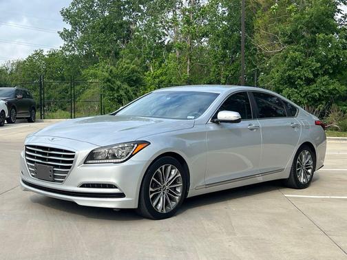 Santiago Silver 2016 Hyundai Genesis 3.8