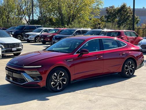 2025 Hyundai SONATA SEL