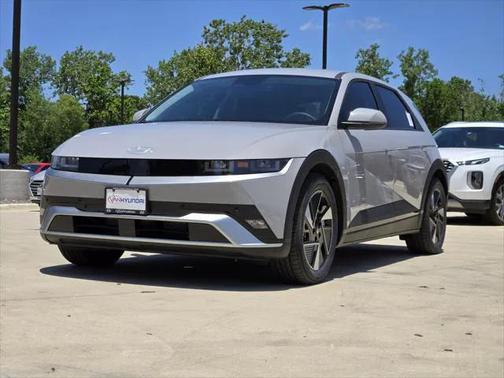 2025 Hyundai IONIQ 5 SE