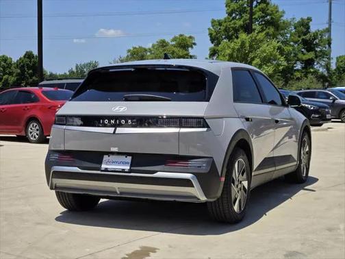 2025 Hyundai IONIQ 5 SE