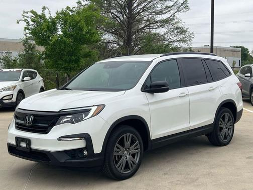Platinum White Pearl 2022 Honda Pilot AWD Sport