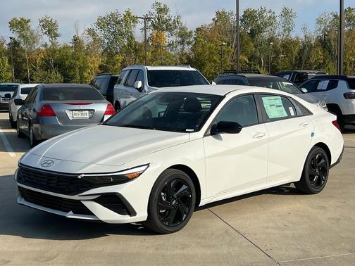 2026 Hyundai ELANTRA HEV SEL Sport