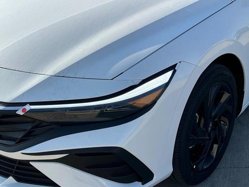 2026 Hyundai ELANTRA HEV SEL Sport