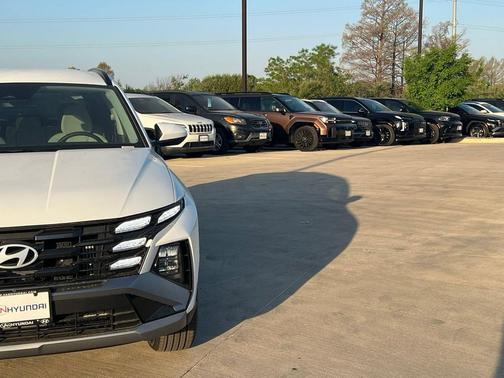 Creamy White Pearl 2026 Hyundai TUCSON Hybrid SEL